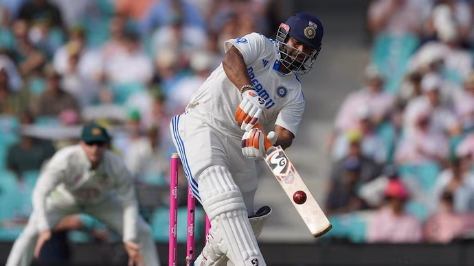 “Rishabh Pant’s sole focus is to connect the ball properly” - Sanjay Manjrekar heaps praise on Indian keeper-batter
