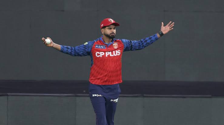 “These bowlers don't even bowl 3 overs for their IPL franchises” - Mohammad Kaif slams Shreyas Iyer for giving the final over to Shivam Dube