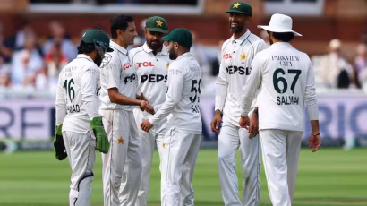 Seven Pakistan players return home from England tour; head coach and bowling coach axed